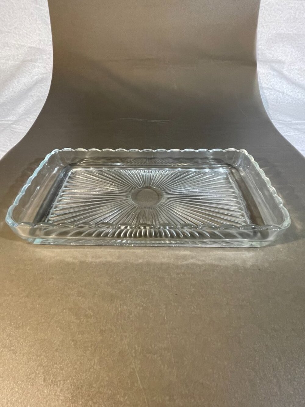 Vintage Starburst Pattern Glass Rectangular Trinket Dish Tray 10 x 5.5 (645)